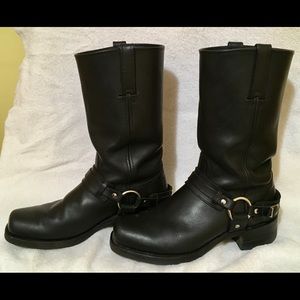 Men’s Frye harness boots